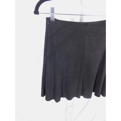BB Dakota Black Faux Suede A-Line Mini Skirt 0 - Side Zip Stretch - Excellent