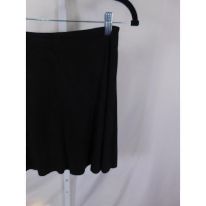 BB Dakota Black Faux Suede A-Line Mini Skirt 0 - Side Zip Stretch - Excellent