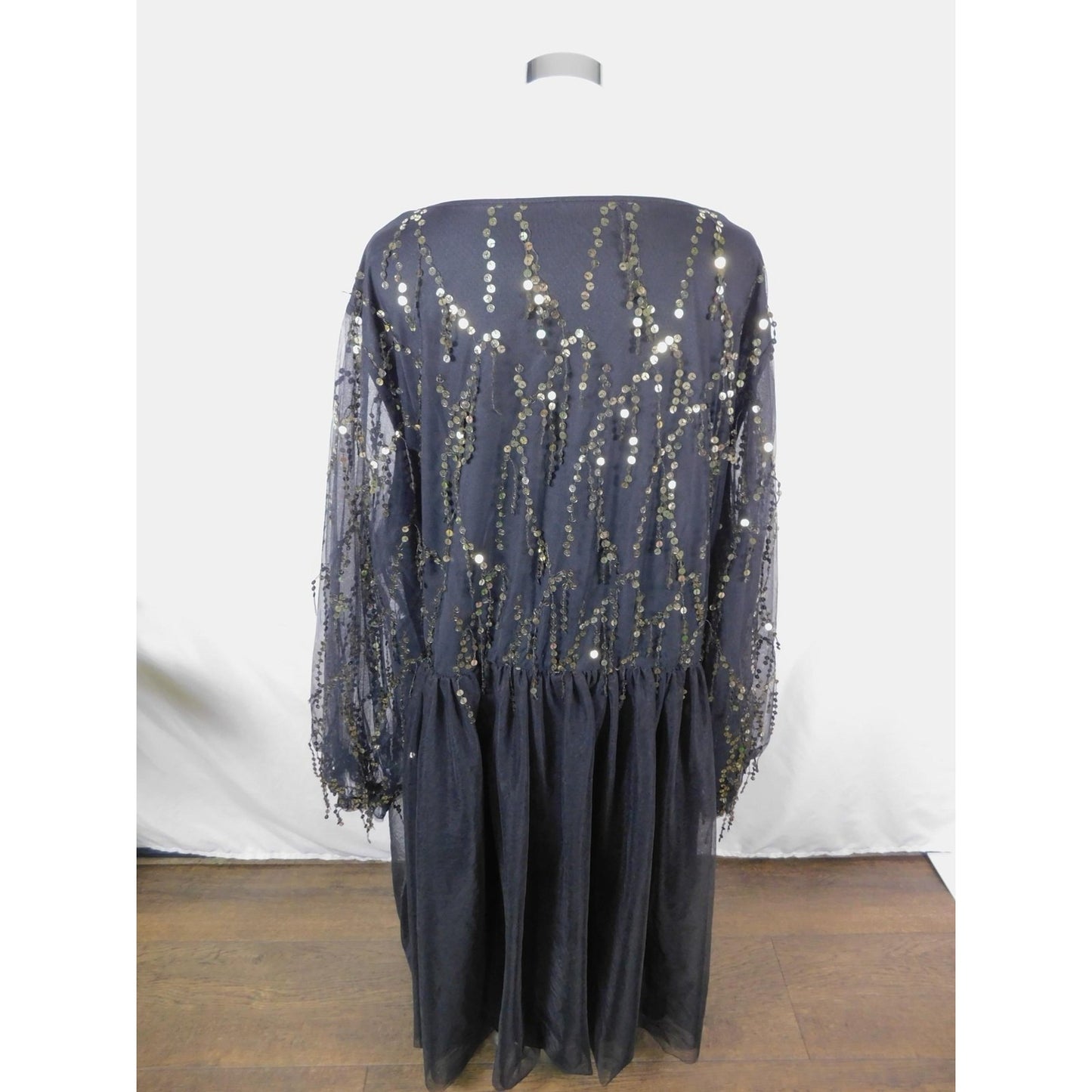 BloomChic Black Gold Sequin Mesh Dress 26 - V-Neck Plus - Excellent