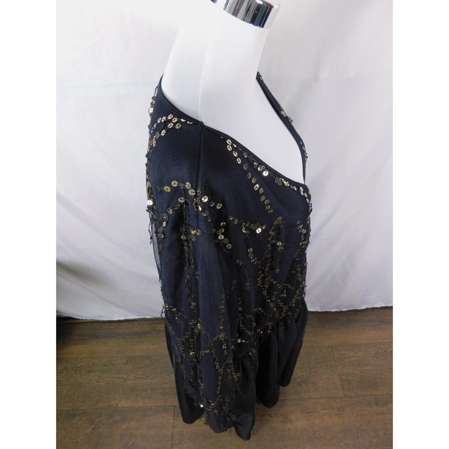 BloomChic Black Gold Sequin Mesh Dress 26 - V-Neck Plus - Excellent