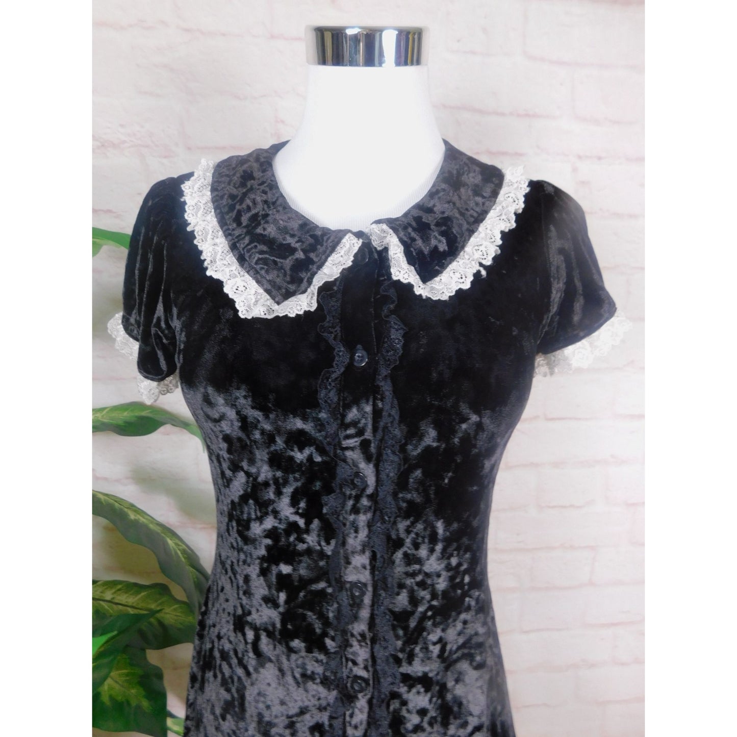 Dolls Kill Grave Girls Black Velvet Wednesday Dress S - Lace Goth - Excellent