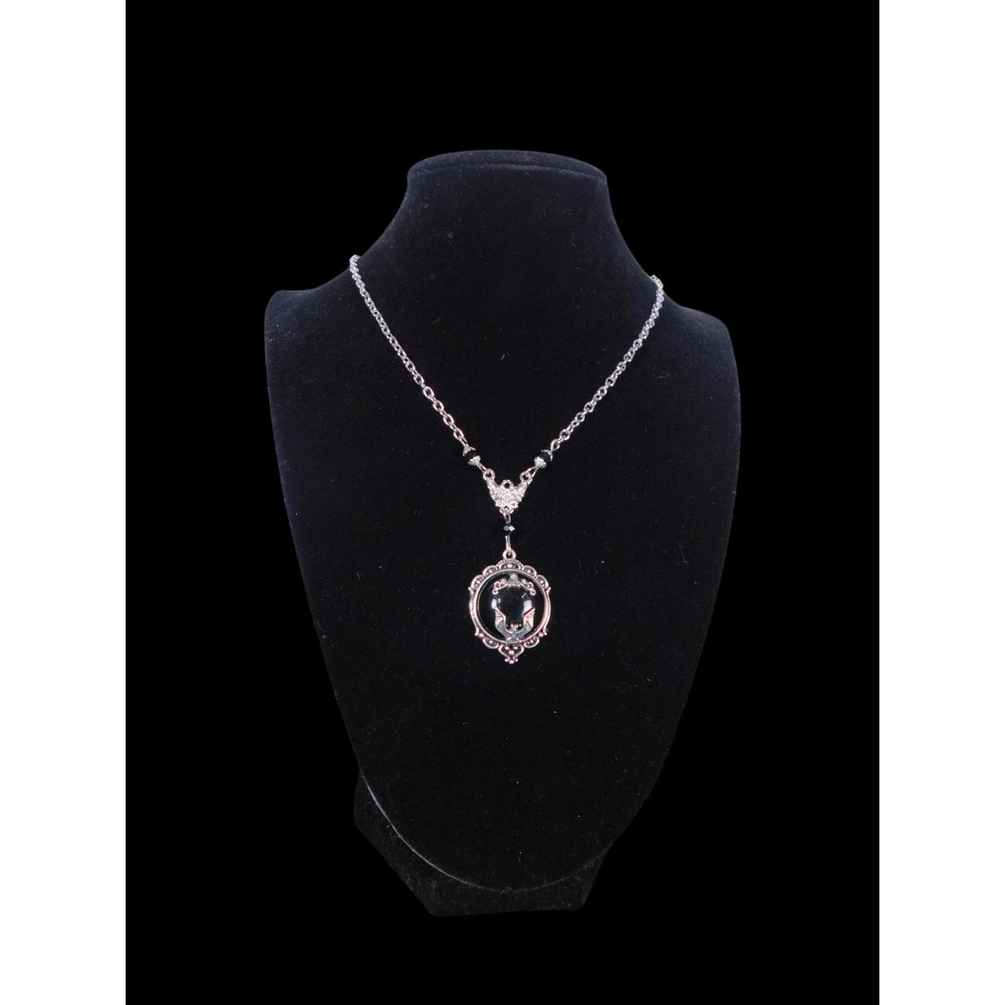 Gothic Bat Cameo Necklace Silver Black Victorian Witchcore Vampirecore NEW