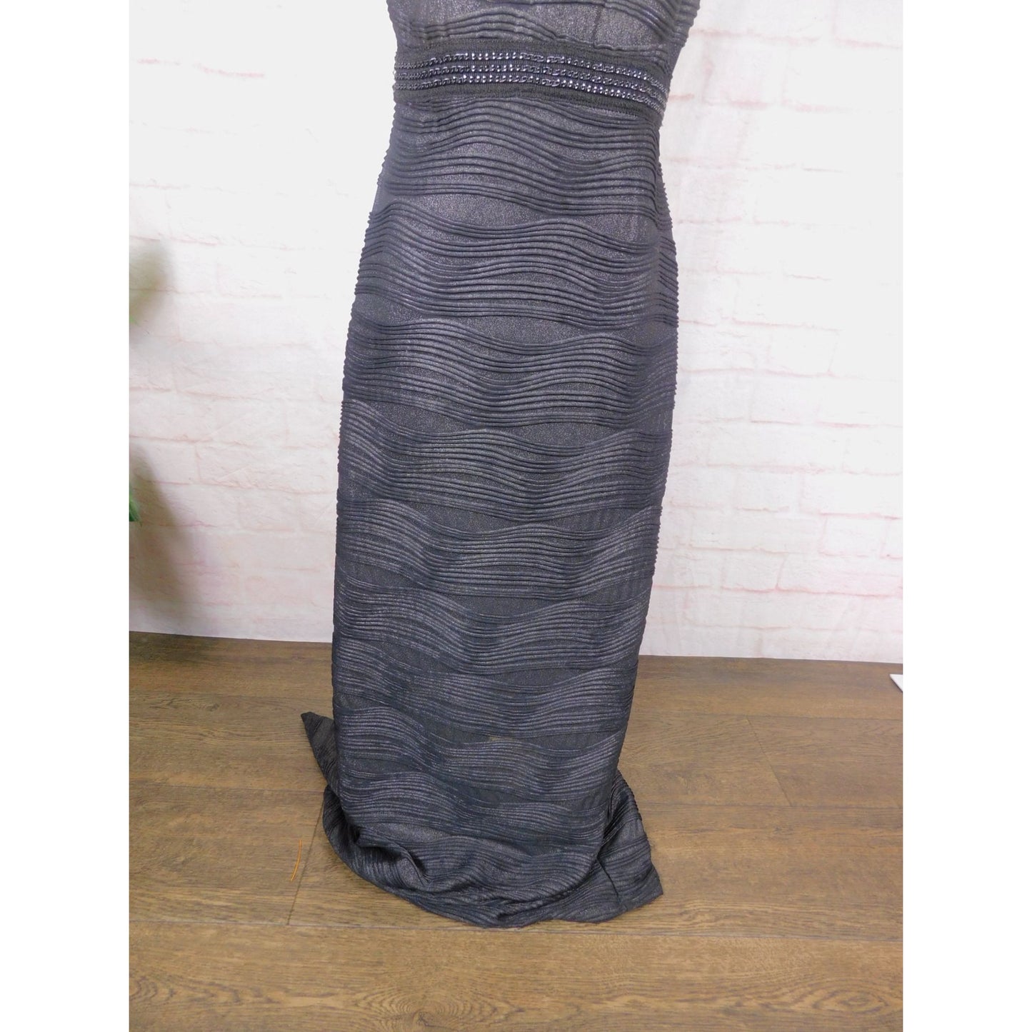 Scarlett Black Textured Gown 6 Beaded Waist Keyhole