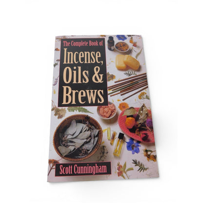 Complete Book Of Incense, Oils & Brews Scott Cunningham PB Magick Llewellyn