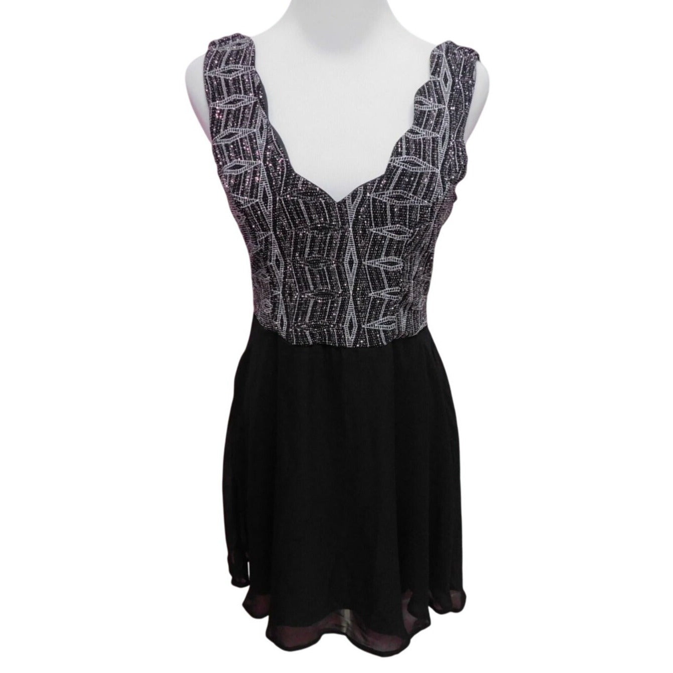 Three Pink Hearts Black Silver Metallic Mini L - Fit Flare - Excellent