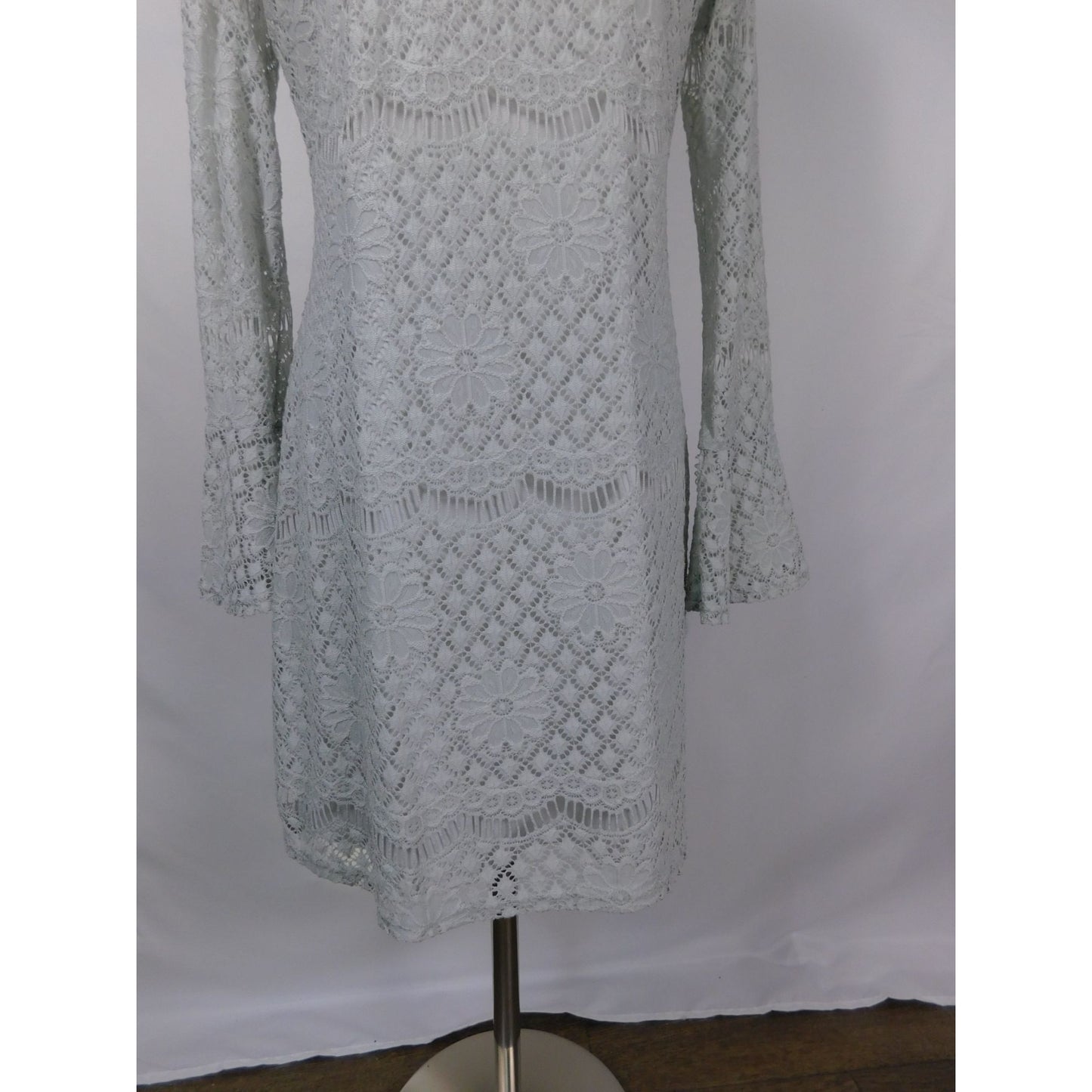 Pinky Brand Icy Blue Lace Bell Sleeve Dress M - Stretch - Excellent
