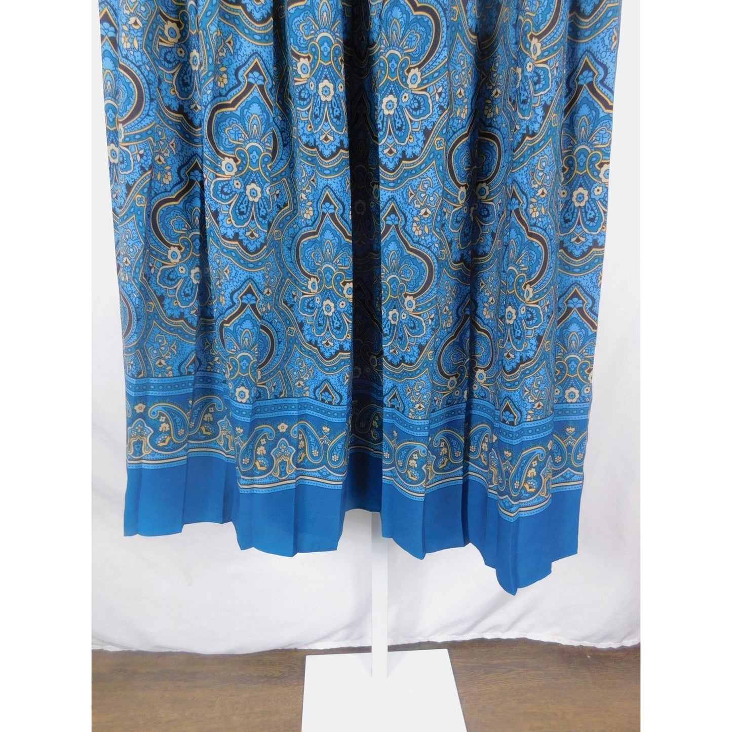 Draper's & Damon's Blue Paisley Border Print Skirt Elastic Waist Boho Witch 10