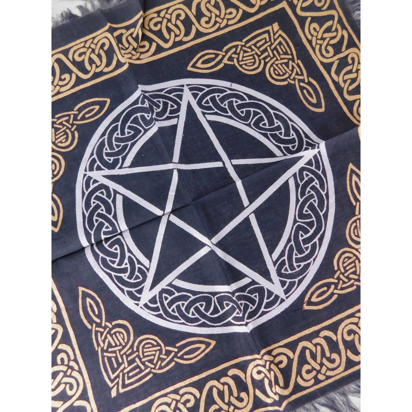 Pentacle Celtic Knot Altar Cloth Fringe Black Gold Wicca Witchcraft Tarot