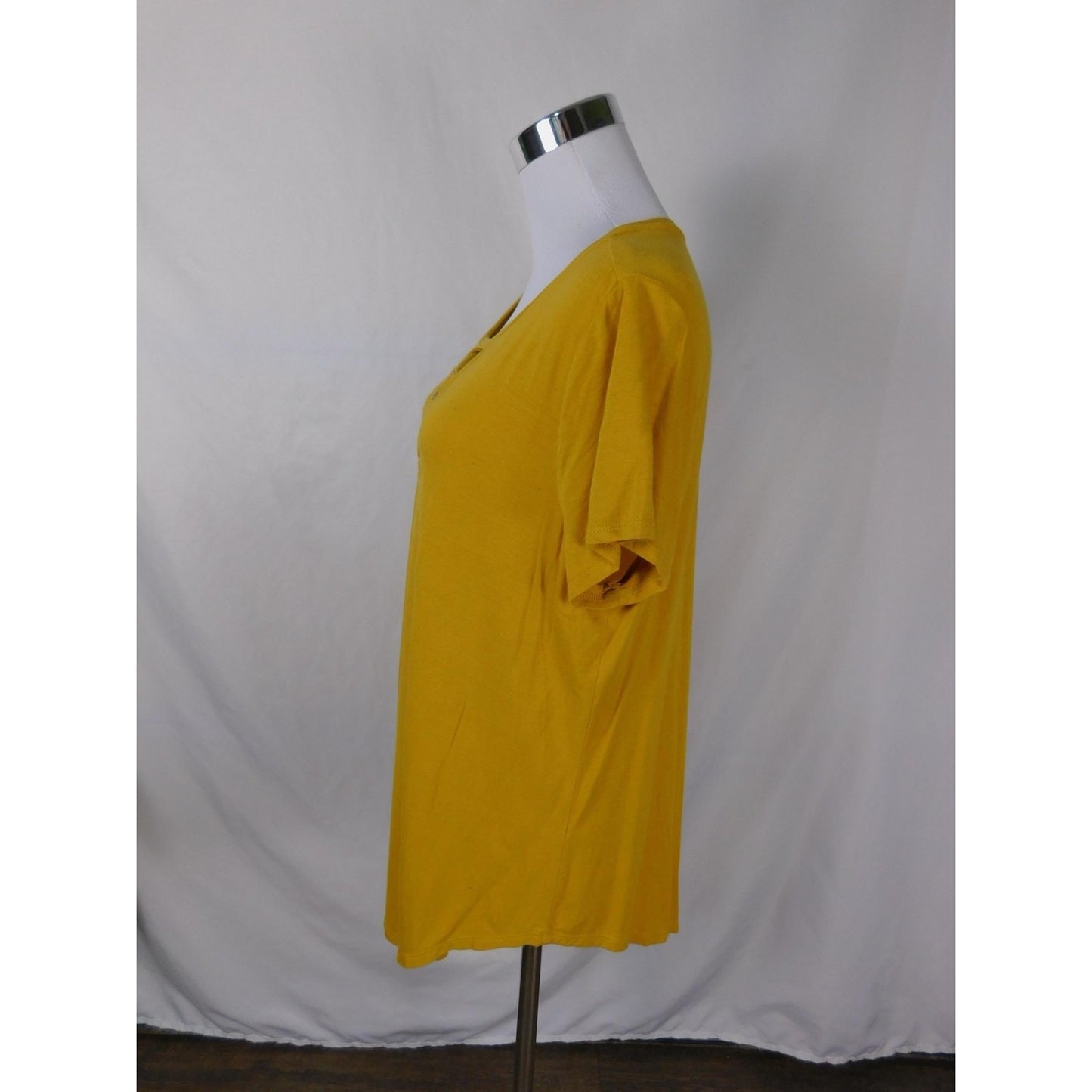 Wonderly Shirt Womens Large Yellow Lattice Neck Short Sleeve Linen Blend Tee Top