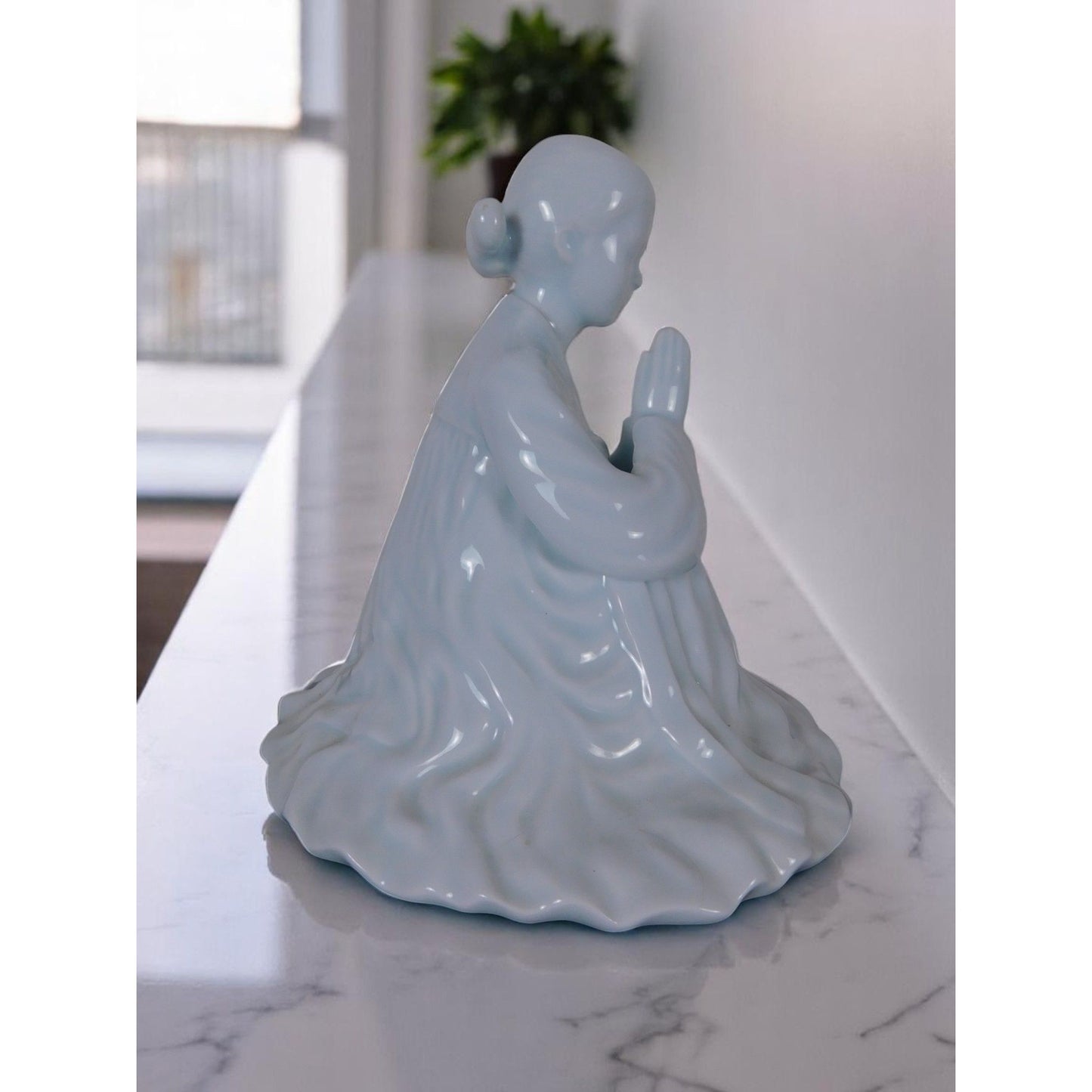 Vintage Blue Glazed Porcelain Kwan Yin Figurine 8.5" Goddess Of Mercy Statue In Prayer