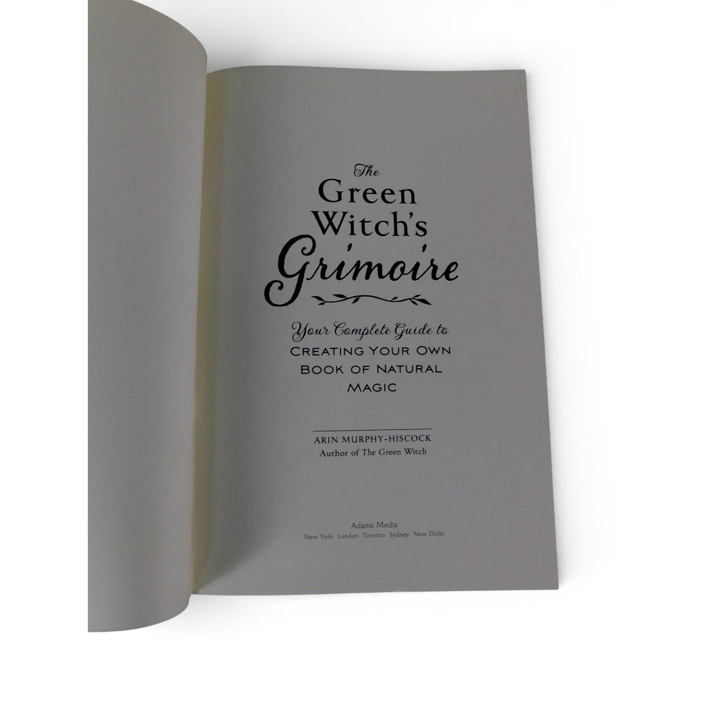 The Green Witch's Grimoire Arin Murphy-Hiscock Adams Blue HC Magic Wicca Occult